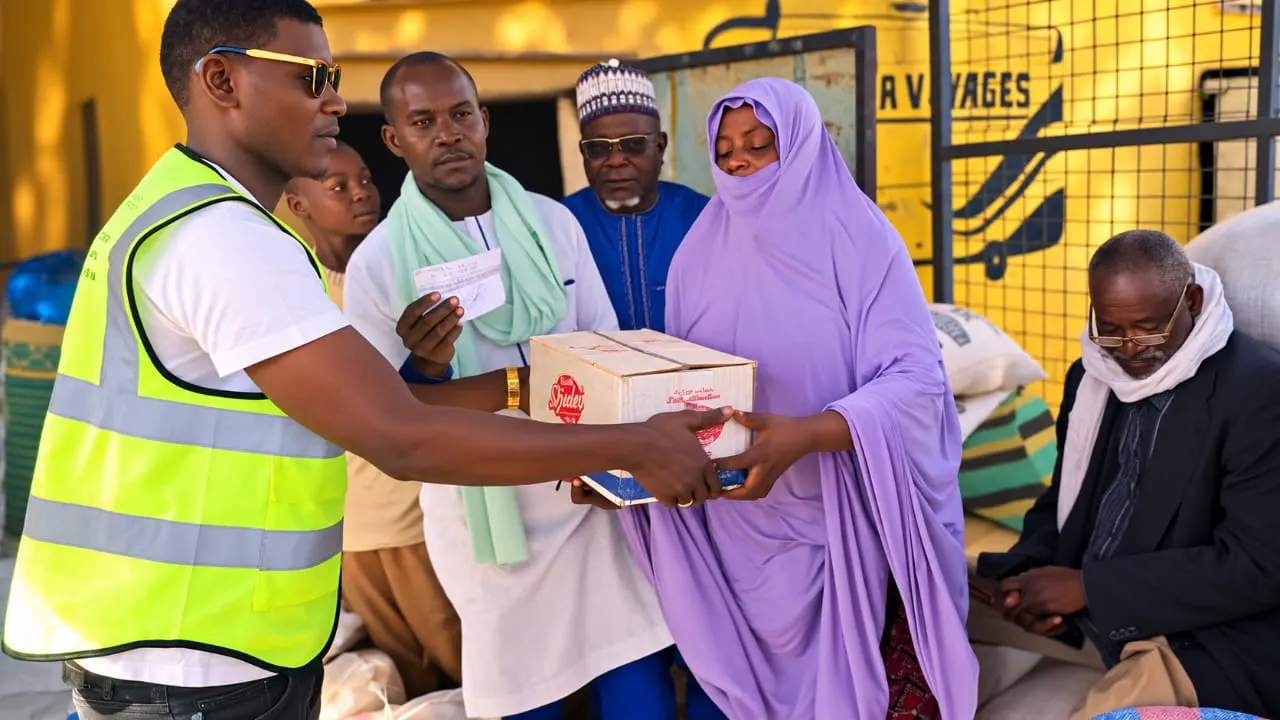 Distribution de kits alimentaires et non alimentaires à des familles d’accueil